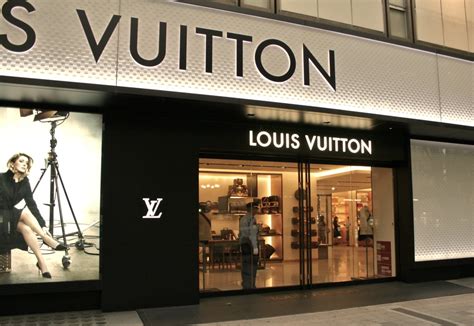 louis vuitton stores in rome italy|buying louis vuitton in italy.